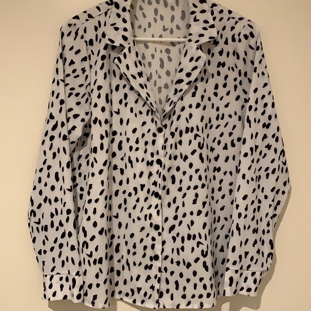 White & Black Blouse
